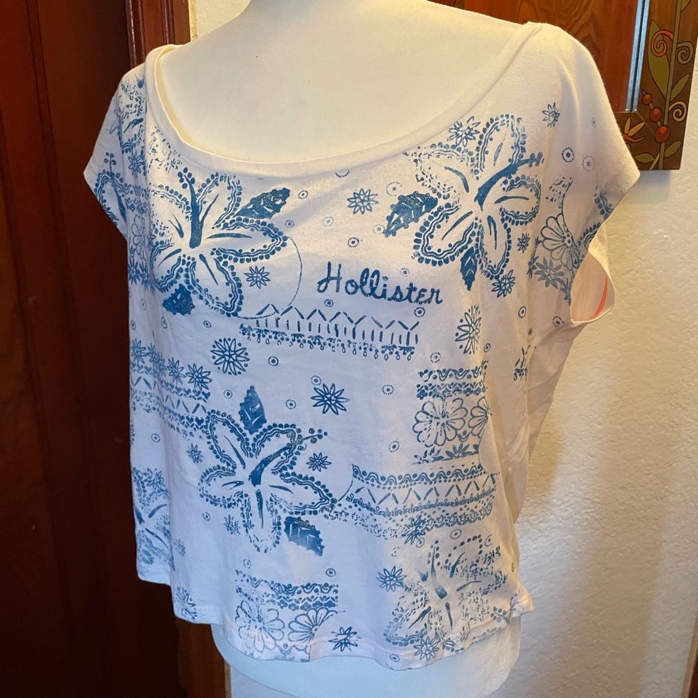 3 for $25 🛍️⭐️ Hollister summer top NWT ☀️